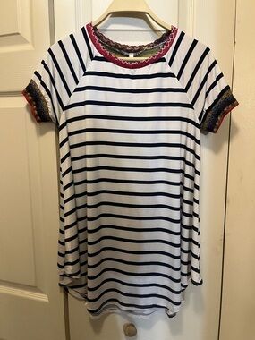 BELLAMIE Short-Sleeve Top with Contrast Trim - White/Navy